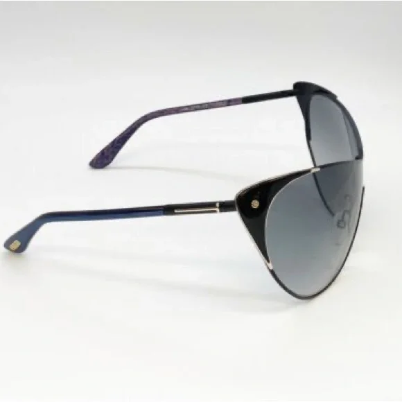 Tom Ford Black Shield Sunglasses Modern Design - Picture 3 of 5